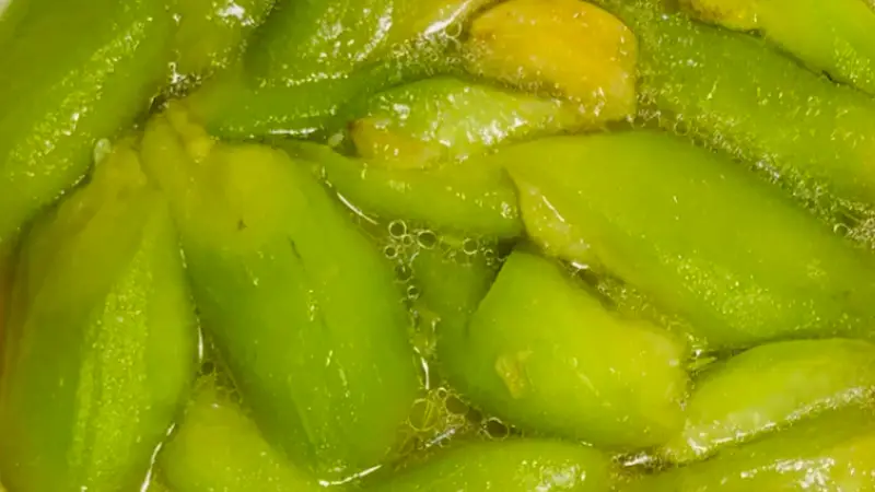 猪油蒜末快炒丝瓜：夏天最治愈的家常味