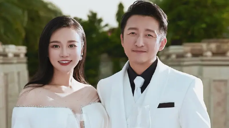 冉莹颖的婚姻困境：被误解的坚强与牺牲