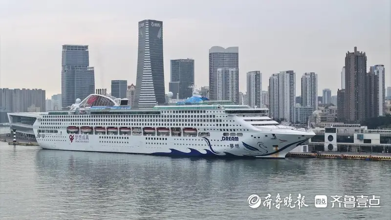 青岛国际邮轮母港首创邮轮静态游啤酒节受欢迎