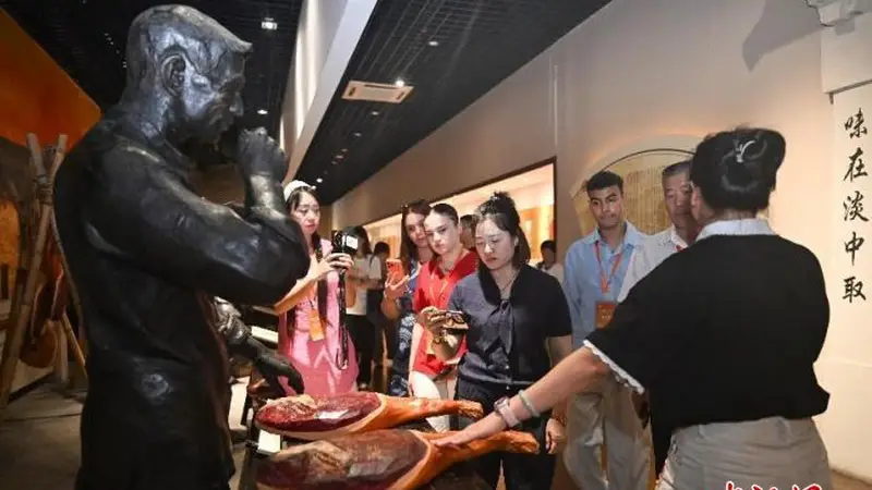 海外华文媒体金华行：婺剧五百年传承彰显文化自信