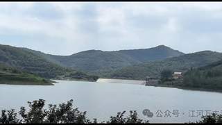 黑虎山一万八千亩山林 峰顶铁梯邀你探秘自然生命之境