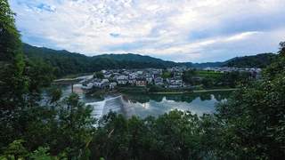百万粉丝博主深陷婺源慢生活：住进古宅才懂乡居真谛