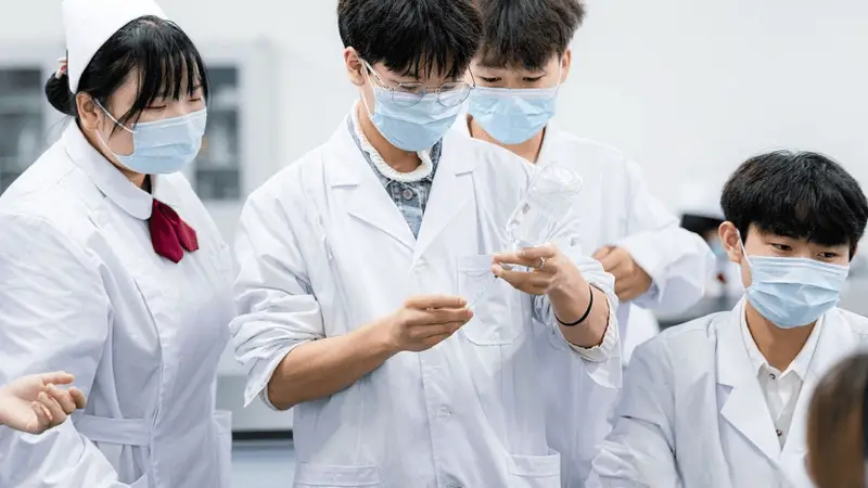临床医学录取门槛下降：2026高考部分省份考分塌陷现象分析