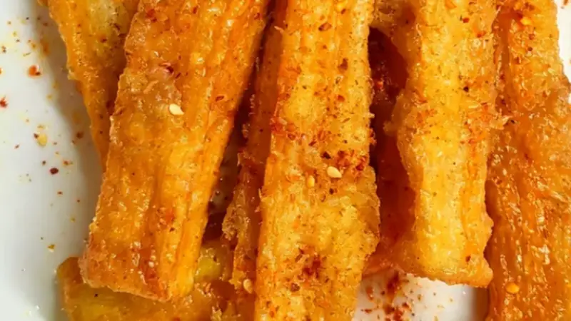 金黄蟹柳薄浆裹炸 酥嫩锁鲜海味小食